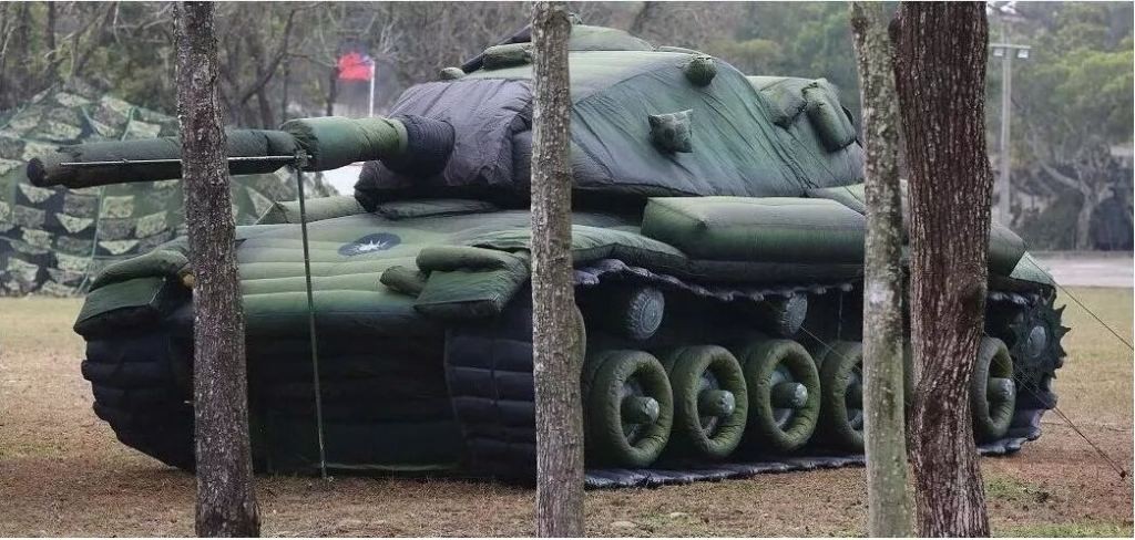 南开军用充气坦克